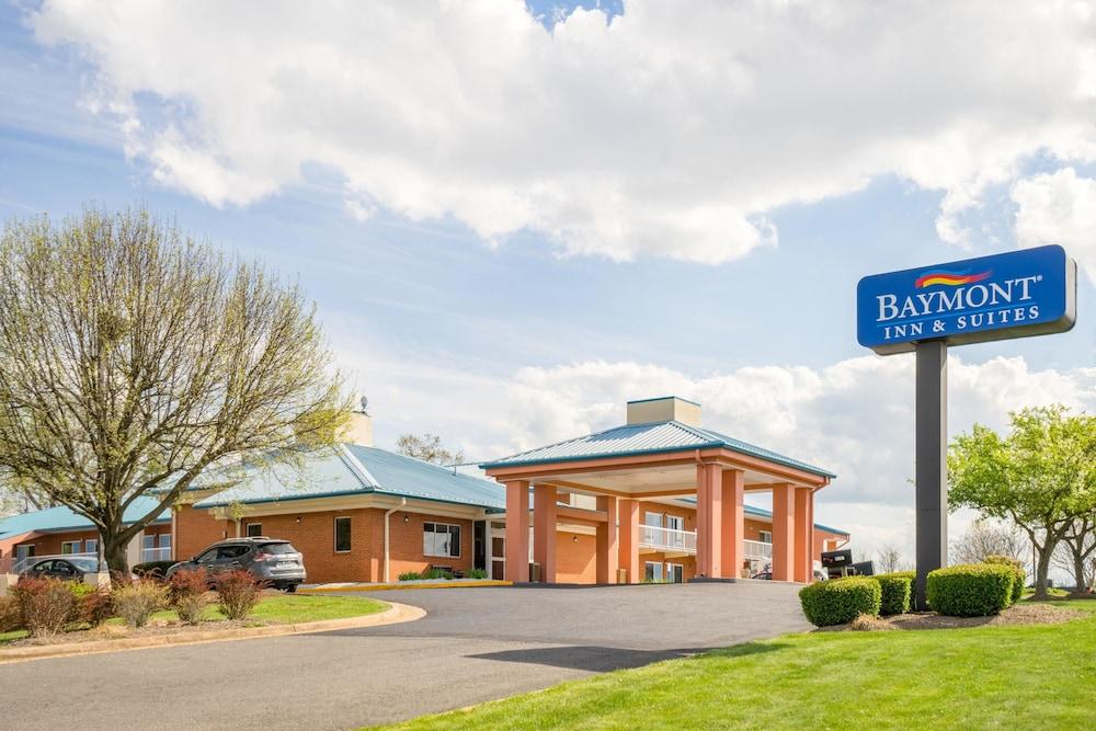 Baymont By Wyndham Warrenton Hotel Exterior photo
